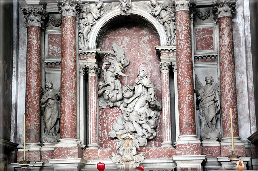 foto Chiesa di Santa Maria di Nazareth